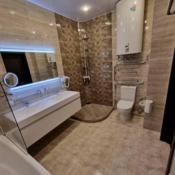Сдается Многокомнатная квартира, 100 м²
