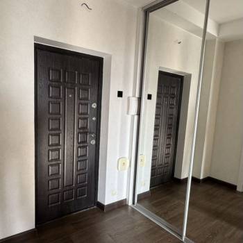 Продается 1-комнатная квартира, 40 м²