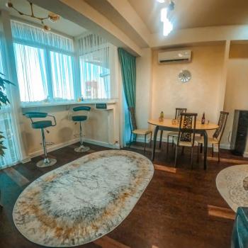 Сдается Многокомнатная квартира, 100 м²