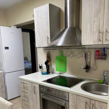 Сдается Многокомнатная квартира, 80 м²