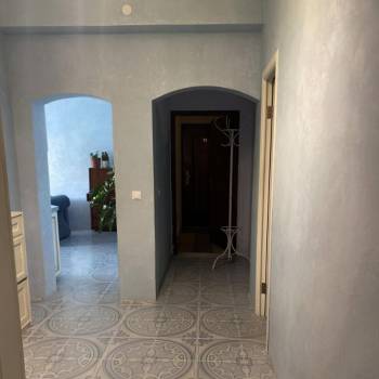 Продается Многокомнатная квартира, 100 м²