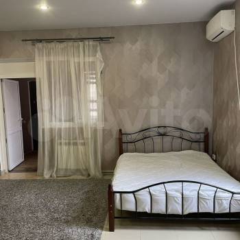 Сдается 1-комнатная квартира, 40 м²