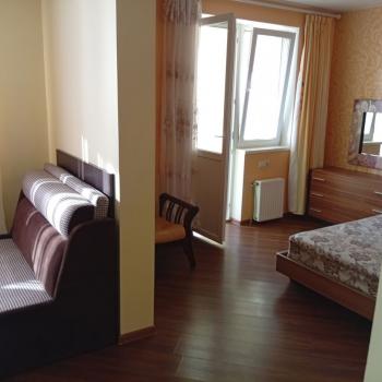 Сдается 1-комнатная квартира, 50 м²