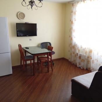 Сдается 1-комнатная квартира, 50 м²