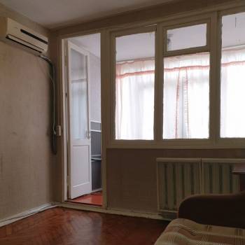 Продается 1-комнатная квартира, 32 м²