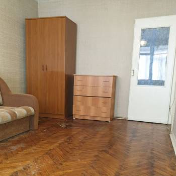 Продается 1-комнатная квартира, 32 м²