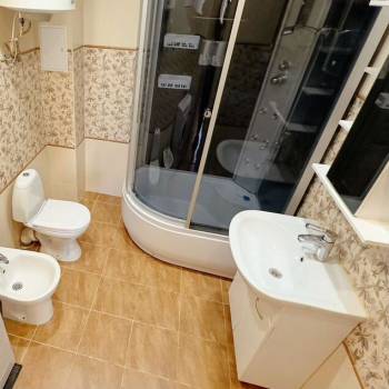 Продается 2-х комнатная квартира, 98 м²