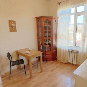 Продается 2-х комнатная квартира, 98 м²