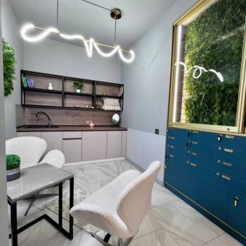 Сдается Нежилое помещение, 146 м²