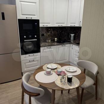 Продается 1-комнатная квартира, 38 м²