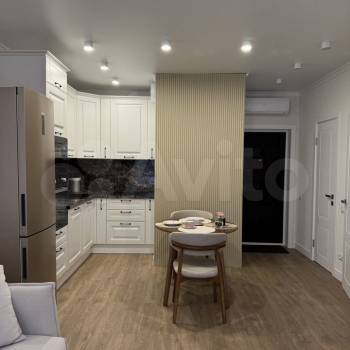 Продается 1-комнатная квартира, 38 м²