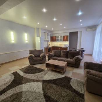 Сдается Многокомнатная квартира, 90 м²