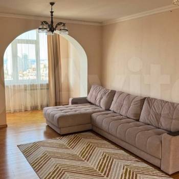 Сдается Многокомнатная квартира, 100 м²