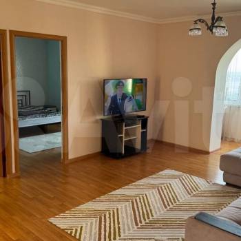 Сдается Многокомнатная квартира, 100 м²