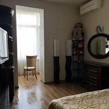 Сдается Многокомнатная квартира, 156 м²