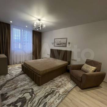 Сдается 1-комнатная квартира, 46 м²