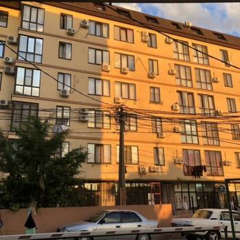 Продается 1-комнатная квартира, 47 м²