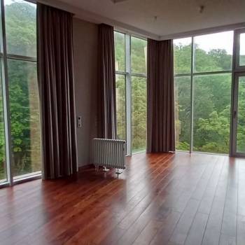 Продается Многокомнатная квартира, 185 м²