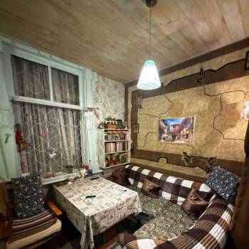 Продается Многокомнатная квартира, 104 м²