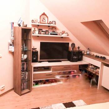 Продается 2-х комнатная квартира, 90 м²