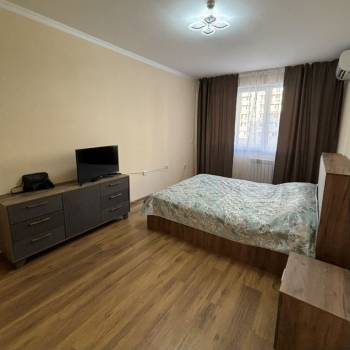 Сдается 1-комнатная квартира, 48 м²