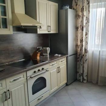 Продается 1-комнатная квартира, 36 м²