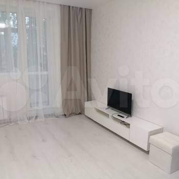 Продается 1-комнатная квартира, 40 м²