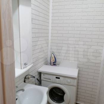 Продается 1-комнатная квартира, 40 м²