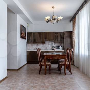 Сдается 2-х комнатная квартира, 70 м²