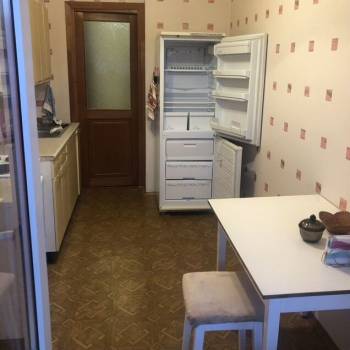 Продается 1-комнатная квартира, 48 м²