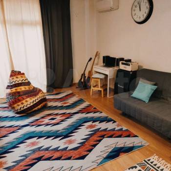 Сдается 1-комнатная квартира, 49 м²