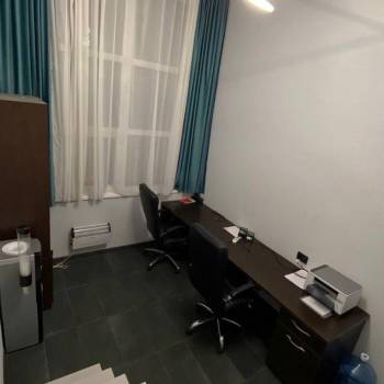 Продается 1-комнатная квартира, 46 м²