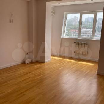 Продается 2-х комнатная квартира, 60,7 м²