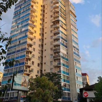 Продается Многокомнатная квартира, 108 м²