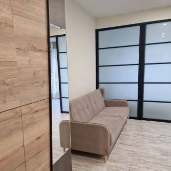 Продается 1-комнатная квартира, 42 м²