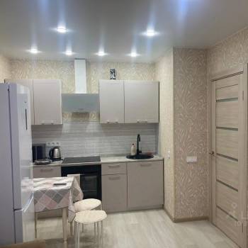 Сдается 2-х комнатная квартира, 42 м²