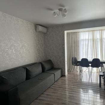 Продается 1-комнатная квартира, 36 м²