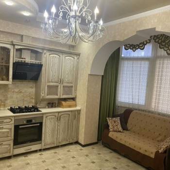 Сдается 1-комнатная квартира, 50 м²