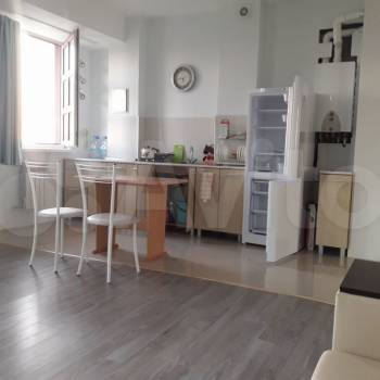 Продается 1-комнатная квартира, 41,7 м²
