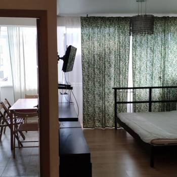 Продается 1-комнатная квартира, 41,7 м²