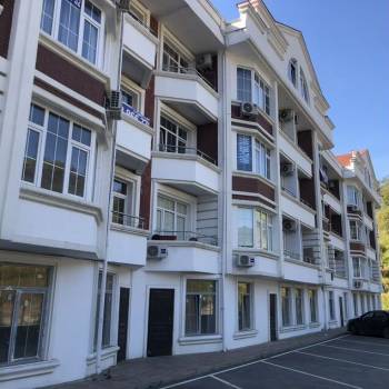 Продается 1-комнатная квартира, 44,4 м²