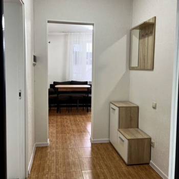 Сдается 1-комнатная квартира, 49 м²