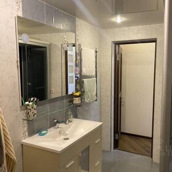 Продается Многокомнатная квартира, 160 м²