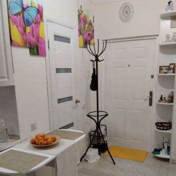 Продается 1-комнатная квартира, 18 м²