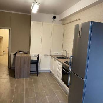 Продается 1-комнатная квартира, 53,9 м²