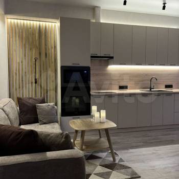 Продается 2-х комнатная квартира, 90 м²