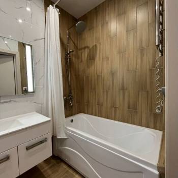 Продается 2-х комнатная квартира, 90 м²