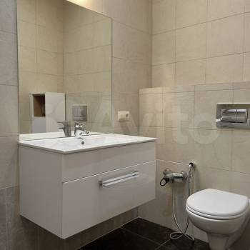 Продается 2-х комнатная квартира, 90 м²