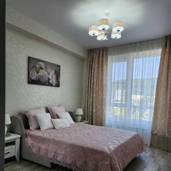 Продается 1-комнатная квартира, 37 м²