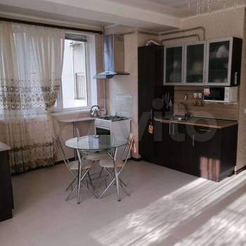 Сдается 1-комнатная квартира, 37 м²